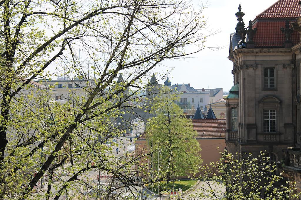 Gasthaus Bett-Point Am Rathaus Potsdam Exterior foto